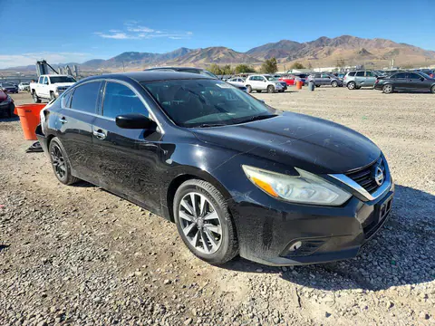 2017 NISSAN ALTIMA VIN 1N4AL3AP3HC132940 фото 4
