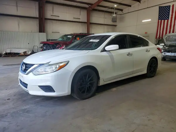 1N4AL3AP0HC203219 — 2017 Nissan Altima, Передняя часть (Front End), фото до ремонта