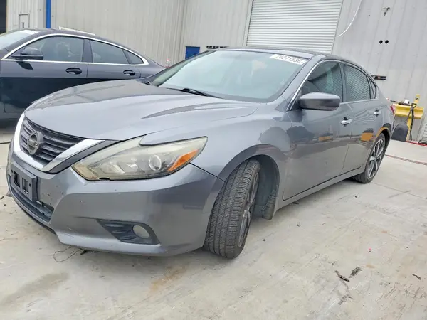 1N4AL3AP1HC117949 — 2017 Nissan Altima, Передняя часть (Front End), фото до ремонта