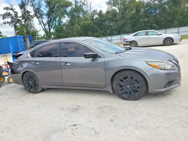 1N4AL3AP3HC189476 — 2017 Nissan Altima, фото 4 с аукциона Copart 06.10.2026, Задняя часть