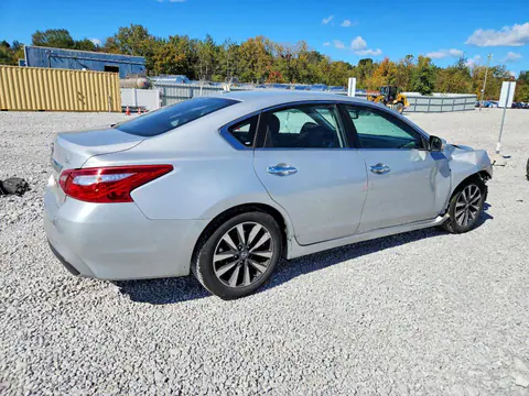 2017 NISSAN ALTIMA VIN 1N4AL3AP5HC188166 фото 3
