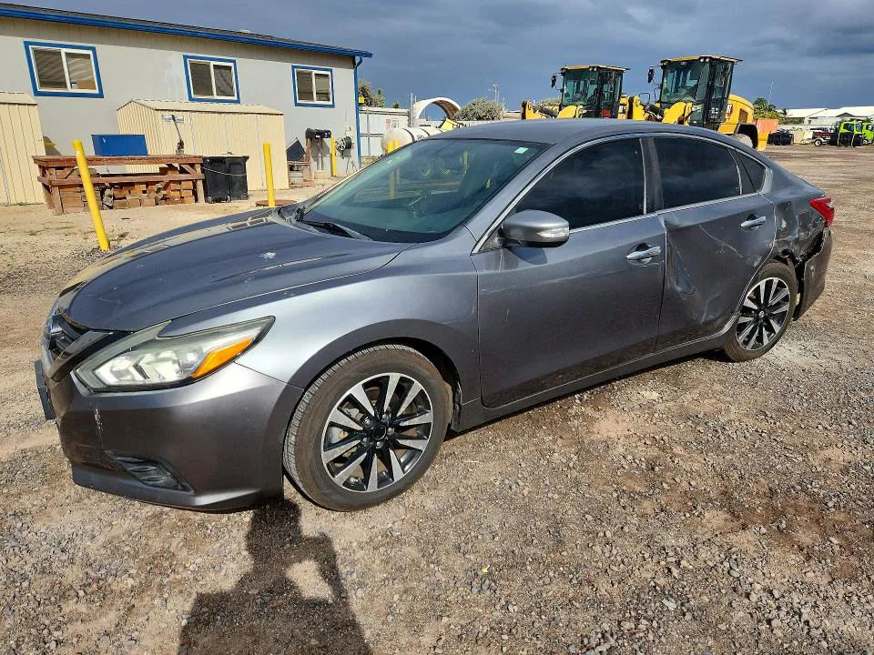 2018 Nissan Altima VIN 1N4AL3AP0JC231138 фото 1
