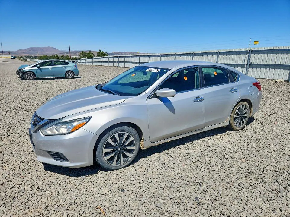 2018 Nissan Altima VIN 1N4AL3AP6JC153674 фото 1