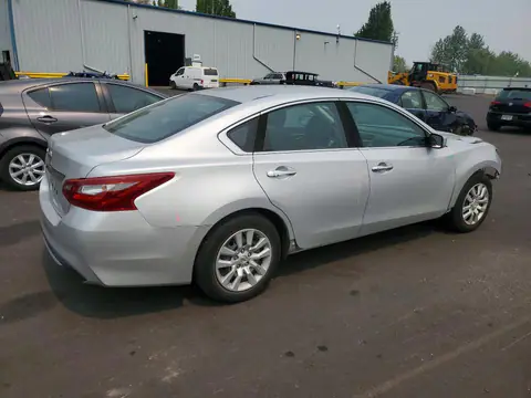 1N4AL3AP5JC186715 — 2018 Nissan Altima, фото 3 с аукциона Copart 14.10.2026, Передняя часть