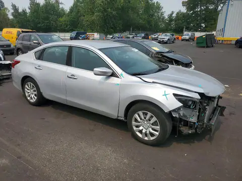 1N4AL3AP5JC186715 — 2018 Nissan Altima, фото 4 с аукциона Copart 14.10.2026, Передняя часть
