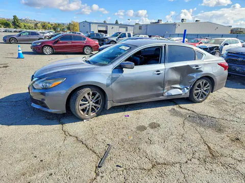 2018 Nissan Altima VIN 1N4AL3AP0JC285779 фото 1