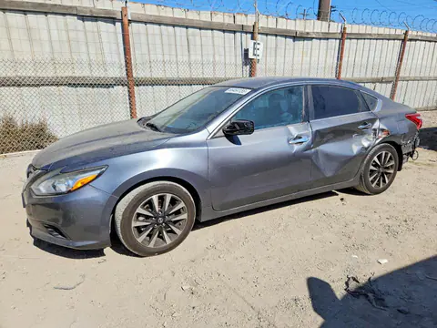 1N4AL3AP3JC267437 — 2018 Nissan Altima, Боковая часть (Side), фото до ремонта
