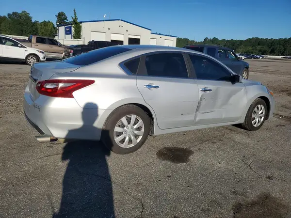 1N4AL3AP0JC182670 — 2018 Nissan Altima, фото 3 с аукциона Copart, Передняя часть