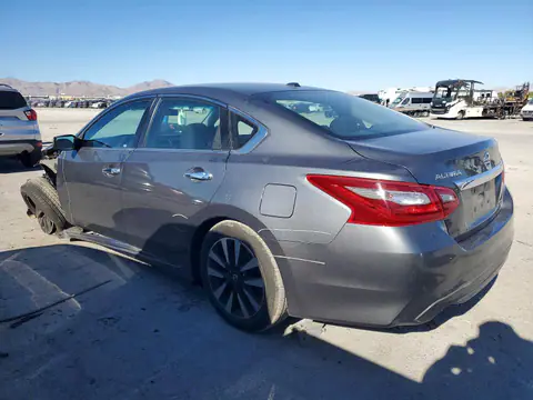 1N4AL3AP3JC255384 — 2018 Nissan Altima, фото 2 с аукциона Copart 29.09.2026, Передняя часть