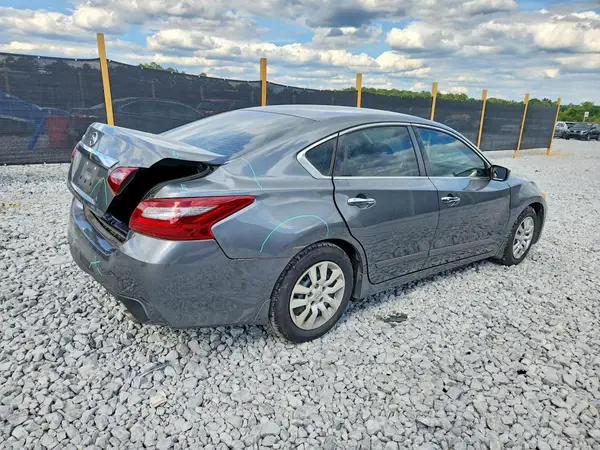 1N4AL3AP5JC233919 — 2018 Nissan Altima, фото 3 с аукциона Copart, Задняя часть