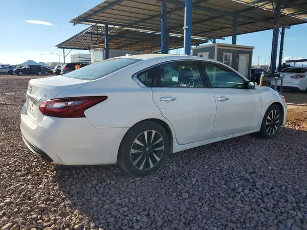 1N4AL3AP3JC209280 — 2018 Nissan Altima, фото 3 с аукциона Copart, Мелкие вмятины и царапины
