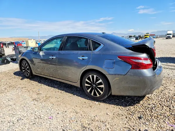 1N4AL3AP6JC173732 — 2018 Nissan Altima, фото 2 с аукциона Copart, Задняя часть
