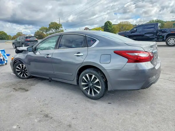 1N4AL3AP9JC137663 — 2018 Nissan Altima, фото 2 с аукциона Copart, Передняя часть