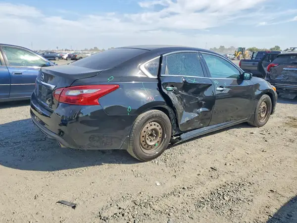 1N4AL3AP0JC180126 — 2018 Nissan Altima, фото 3 с аукциона Copart 29.09.2026, Боковая часть