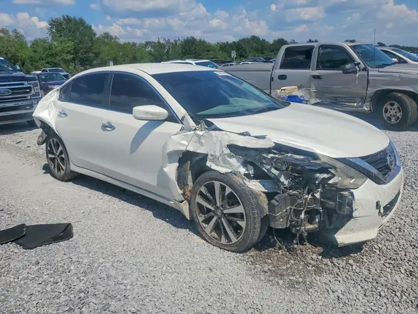 1N4AL3AP7JC132347 — 2018 Nissan Altima, фото 4 с аукциона Copart 01.10.2026, Задняя часть