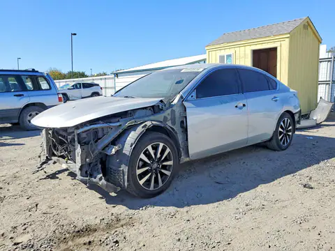 2018 Nissan Altima VIN 1N4AL3AP7JC213090 фото 1