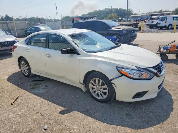 1N4AL3AP7JC299968 — 2018 Nissan Altima, фото 4 с аукциона Copart, Крыша