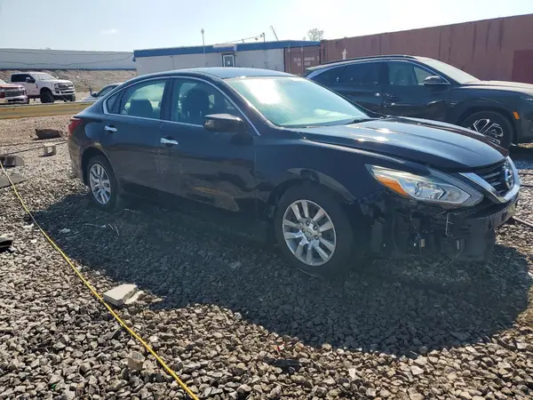 1N4AL3AP0JC102509 — 2018 Nissan Altima, фото 4 с аукциона Copart 13.10.2026, Передняя часть