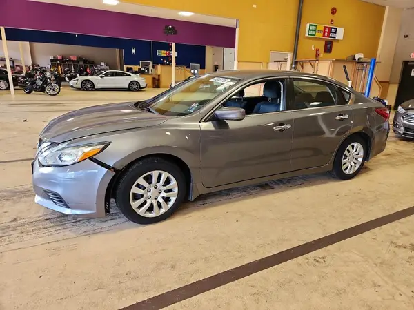 1N4AL3AP9JC478948 — 2018 Nissan Altima, Передняя часть (Front End), фото до ремонта