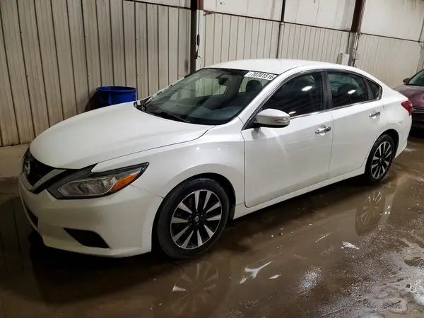 1N4AL3AP4JC231837 — 2018 Nissan Altima, Боковая часть (Side), фото до ремонта