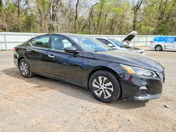 1N4BL4BVXKC122128 — 2019 Nissan Altima, фото 4 с аукциона Copart 01.10.2026, Повреждения со всех сторон