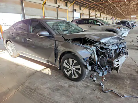 1N4BL4BV3KC192845 — 2019 Nissan Altima, фото 4 с аукциона Copart 14.10.2026, Передняя часть