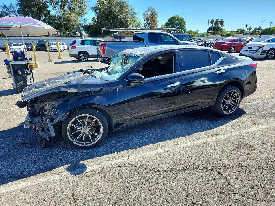2019 Nissan Altima VIN 1N4BL4EV1KC202834 фото 1