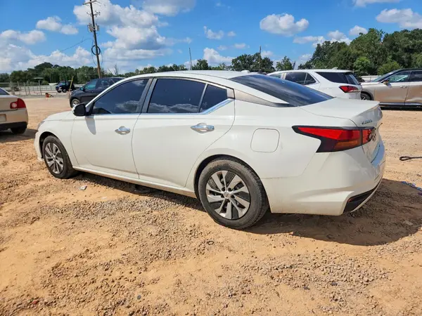 1N4BL4BV6KC230715 — 2019 Nissan Altima, фото 2 с аукциона Copart, Передняя часть
