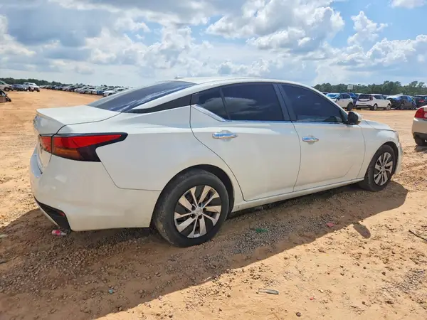 1N4BL4BV6KC230715 — 2019 Nissan Altima, фото 3 с аукциона Copart, Передняя часть