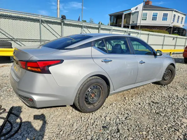 1N4BL4BV3KC255832 — 2019 Nissan Altima, фото 3 с аукциона Copart 01.10.2026, Боковая часть