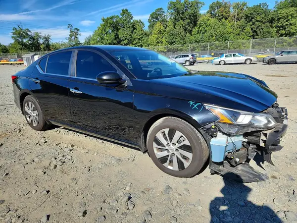 1N4BL4BV3KC238075 — 2019 Nissan Altima, фото 4 с аукциона Copart, Передняя часть