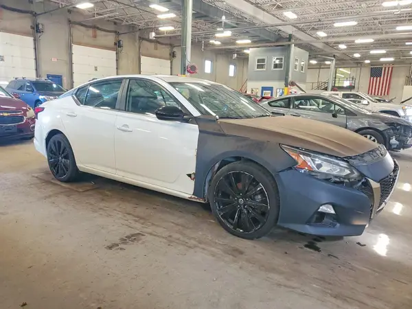 1N4BL4CV1KC129855 — 2019 Nissan Altima, фото 4 с аукциона Copart 29.09.2026, Передняя часть