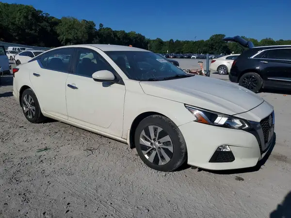 1N4BL4BV6KC193407 — 2019 Nissan Altima, фото 4 с аукциона Copart 14.10.2026, Крыша