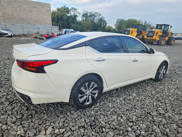 1N4BL4BV4KC102084 — 2019 Nissan Altima, фото 3 с аукциона Copart, Задняя часть