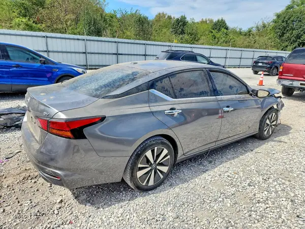 1N4BL4DV7KC121886 — 2019 Nissan Altima, фото 3 с аукциона Copart, Передняя часть