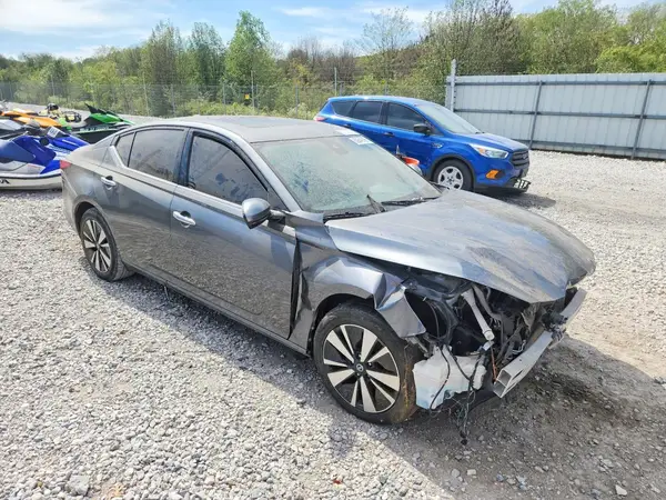 1N4BL4DV7KC121886 — 2019 Nissan Altima, фото 4 с аукциона Copart, Передняя часть