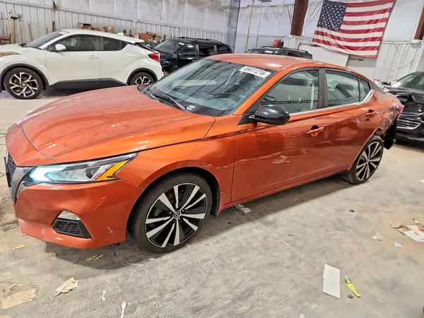 1N4BL4CW6KN322564 — 2019 Nissan Altima, Задняя часть (Rear End), фото до ремонта