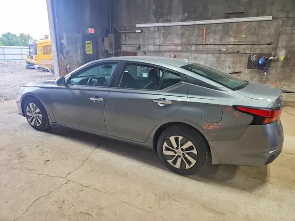 1N4BL4BW3KC148157 — 2019 Nissan Altima, фото 2 с аукциона Copart 28.09.2026, Механические повреждения