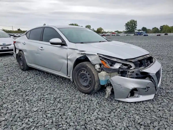 1N4BL4BW8KN310871 — 2019 Nissan Altima, фото 4 с аукциона Copart, Передняя часть