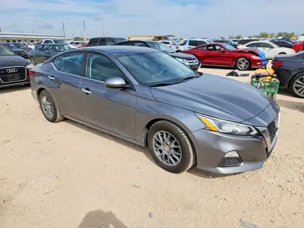 1N4BL4BV4KC241907 — 2019 Nissan Altima, фото 4 с аукциона Copart, Град