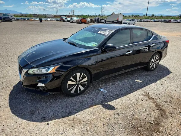 1N4BL4DV4KC104351 — 2019 Nissan Altima, Задняя часть (Rear End), фото до ремонта