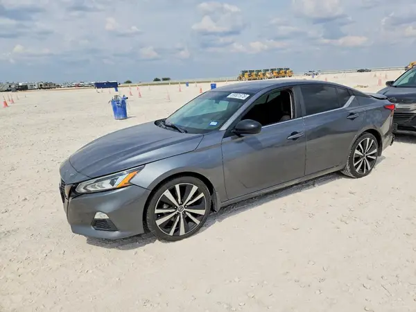 1N4BL4CV0KN310210 — 2019 Nissan Altima, Задняя часть (Rear End), фото до ремонта