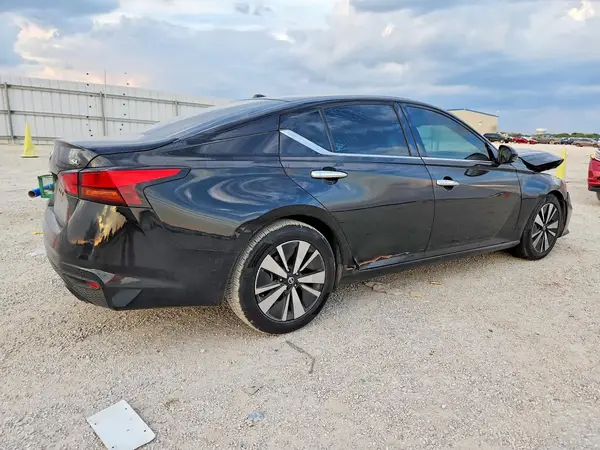 1N4BL4EV9KC248914 — 2019 Nissan Altima, фото 3 с аукциона Copart, Передняя часть