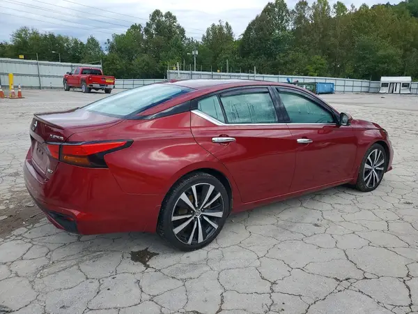 1N4BL4FW7KN319989 — 2019 Nissan Altima, фото 3 с аукциона Copart, Подтопление