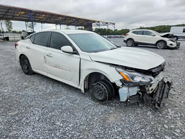 1N4BL4BV3KC137473 — 2019 Nissan Altima, фото 4 с аукциона Copart 15.10.2026, Опрокидывание