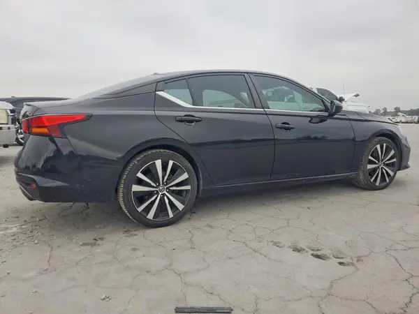 1N4BL4CV9KC161744 — 2019 Nissan Altima, фото 3 с аукциона Copart 28.09.2026, Естественный износ