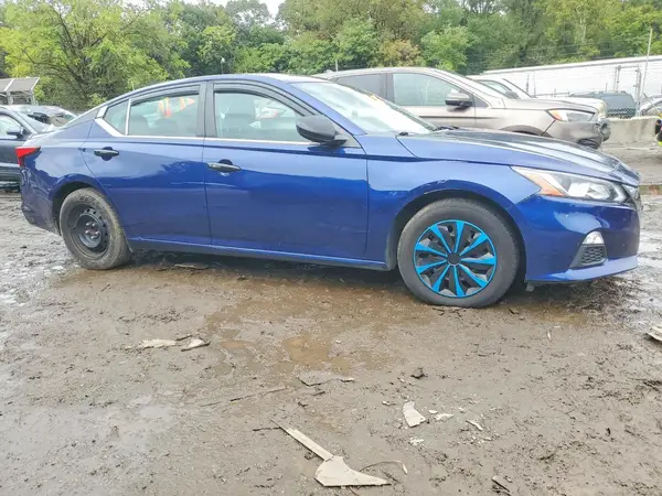 1N4BL4BV2KC240447 — 2019 Nissan Altima, фото 4 с аукциона Copart 08.10.2026, Передняя часть