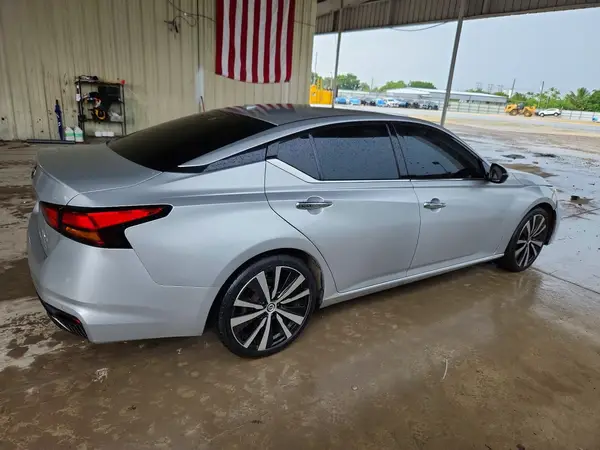 1N4BL4EV1KC204714 — 2019 Nissan Altima, фото 3 с аукциона Copart 02.10.2026, Мелкие вмятины и царапины