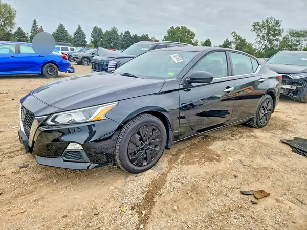 1N4BL4BV0KC205552 — 2019 Nissan Altima, Боковая часть (Side), фото до ремонта
