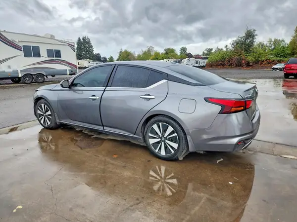 1N4BL4DV5KC142199 — 2019 Nissan Altima, фото 2 с аукциона Copart, Передняя часть